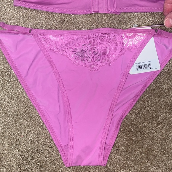 Maiden form bra and panties set. 36B/medium. - Picture 4 of 10